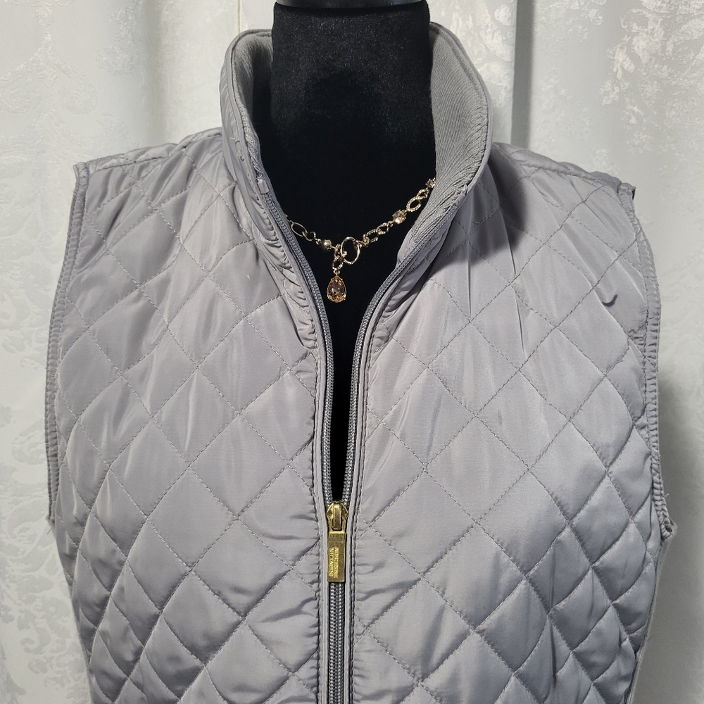 Adrienne Vittadini Women's Puffer Quilted Full Zip Vest Sz L, Gray